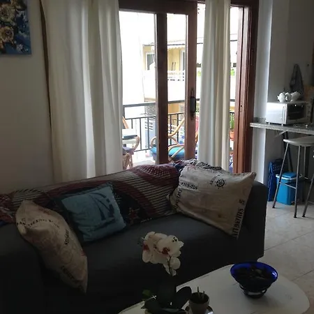 Tenerife Los Cristianos: Ad Un Passo Dal Mare. لوس كريستيانوس